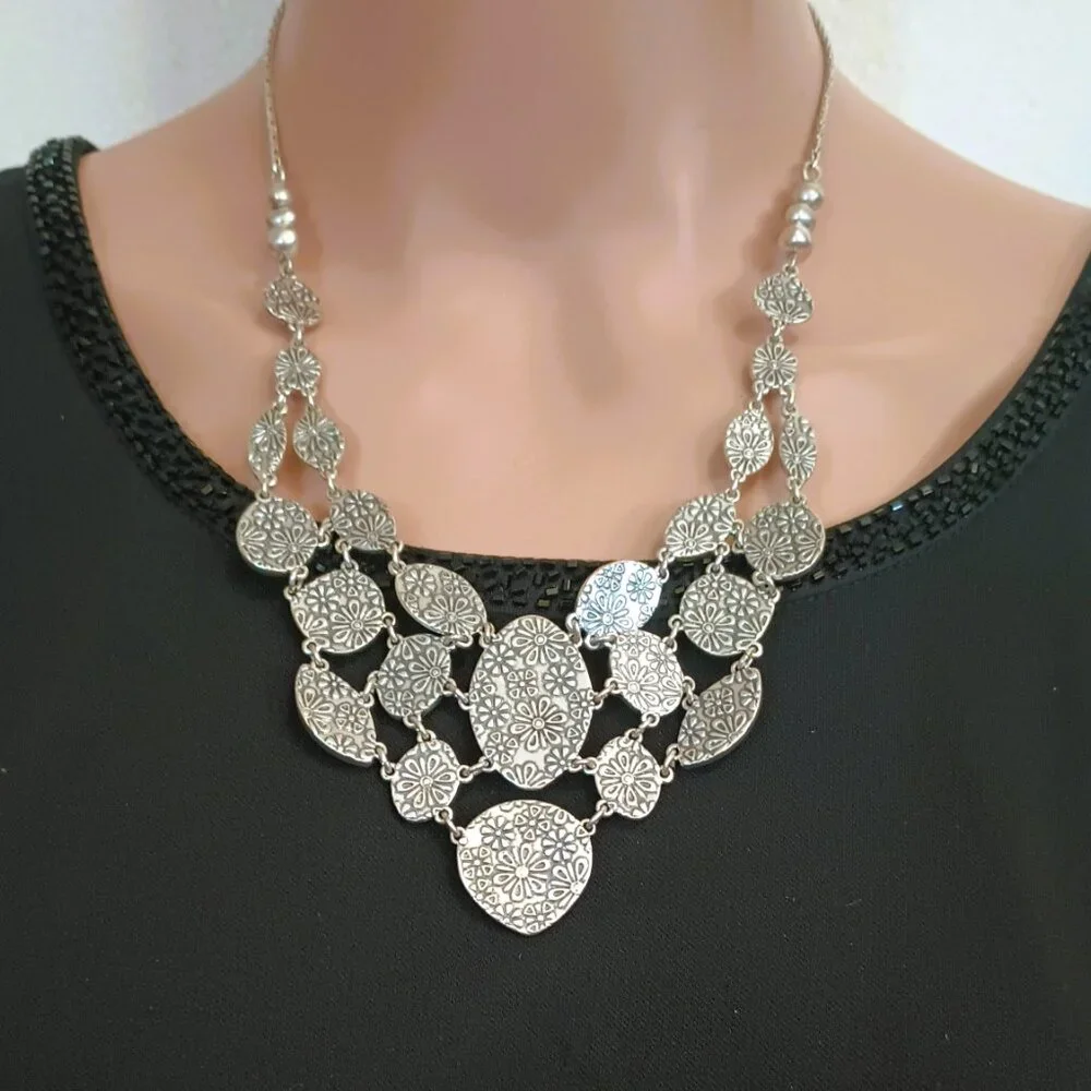 Lucky Brand Layered Bib Necklace 18